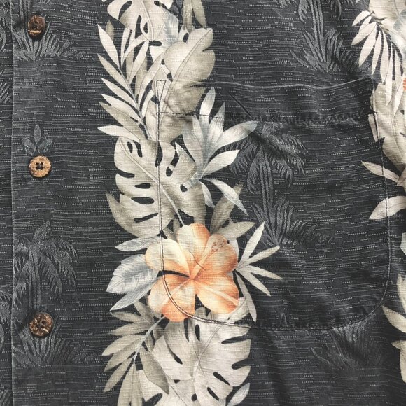 Tommy Bahama 100% Silk Hawaiian Shirt Copyrighted Print Button Up Mens Size XL - Picture 7 of 16